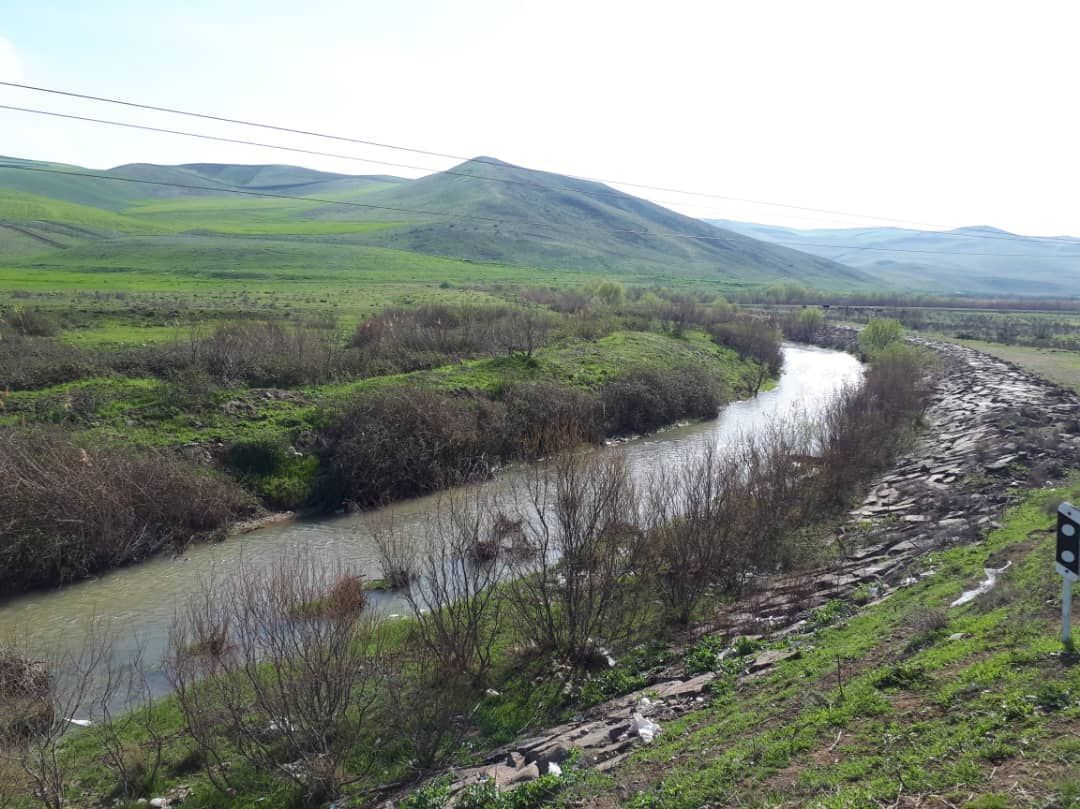 لایروبی و بازگشایی ۲۰ بازه بحرانی رودخانه‌ها در شهرستان‌های گرمی و انگوت در راستای پیشگیری از سیلاب